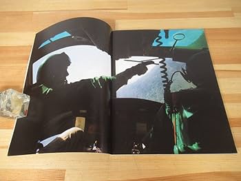 Amazon.co.jp: U16ベトナム戦争 傑作写真集 TIM PAGE'S NAM